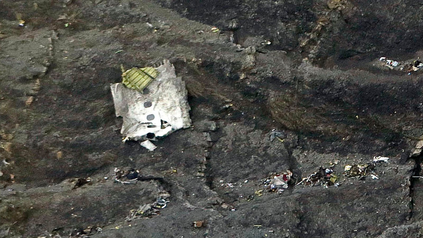 cheats/2015/03/25/2-americans-dead-on-germanwings-flight/150325-irving-germanwings-embed_efh64k