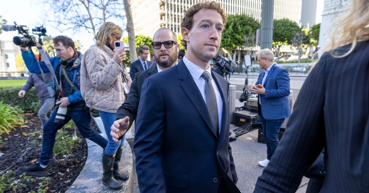 Billionaire Zuck Arrived at Landmark Trial in Ill-Fitting Suit
