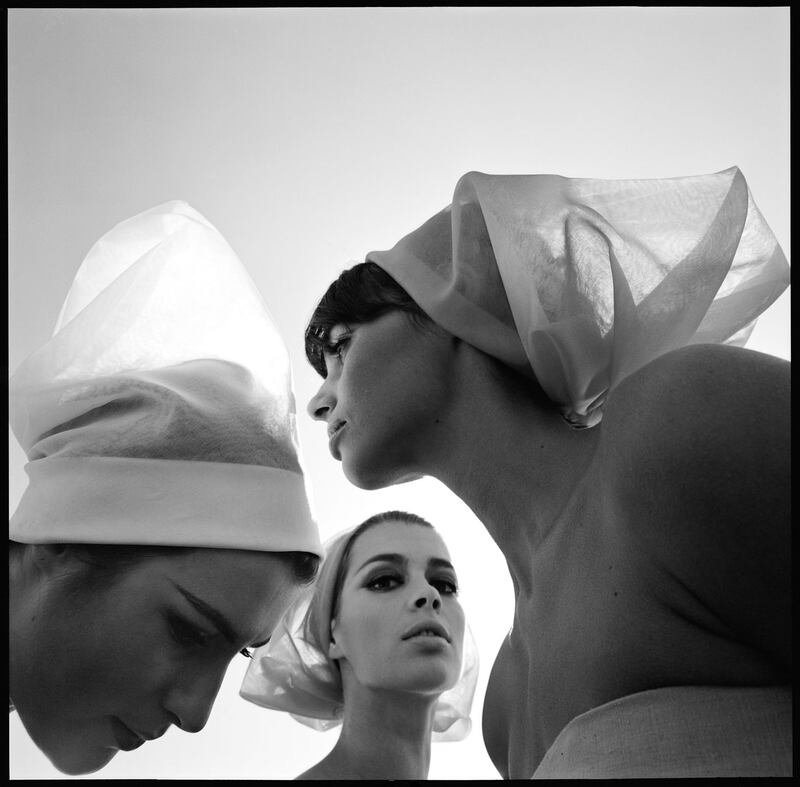 galleries/2014/09/10/beyond-fashion-models-mischief-and-the-amazing-eye-of-gosta-peterson/140908-peterson16_ola2ob