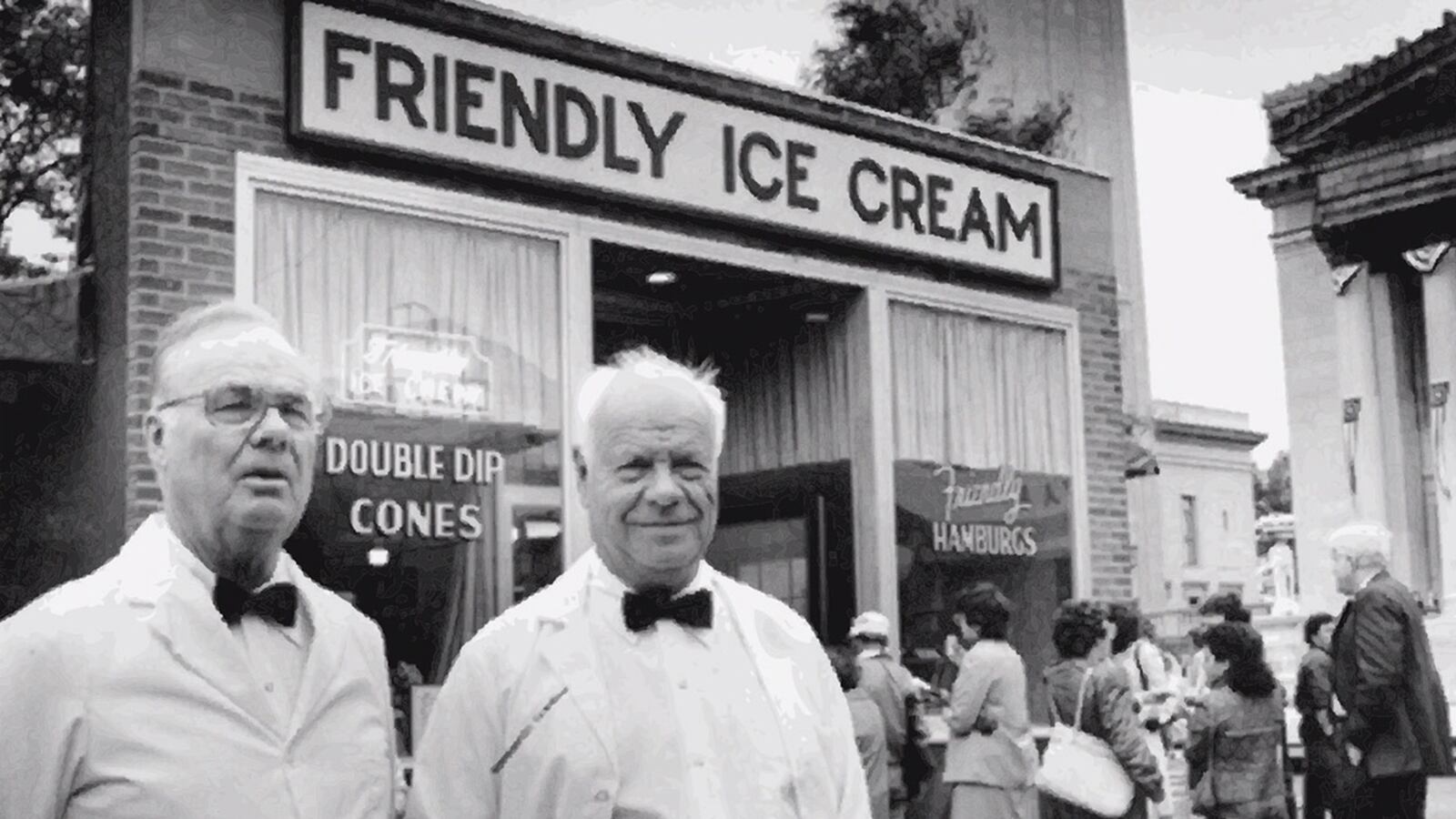 171127-friendlys-tease_oiz93o