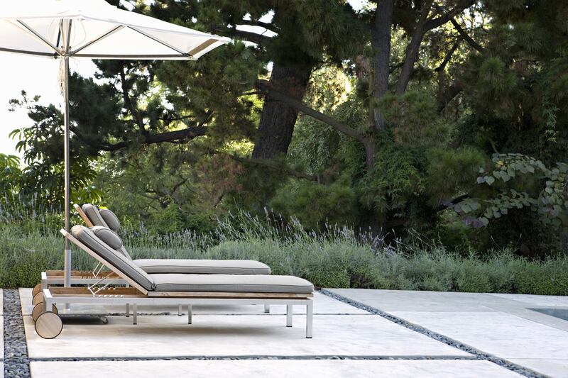 galleries/2013/06/28/omg-i-want-this-house-hollywood-hills-photos/130627-omg-house18_raqnfj