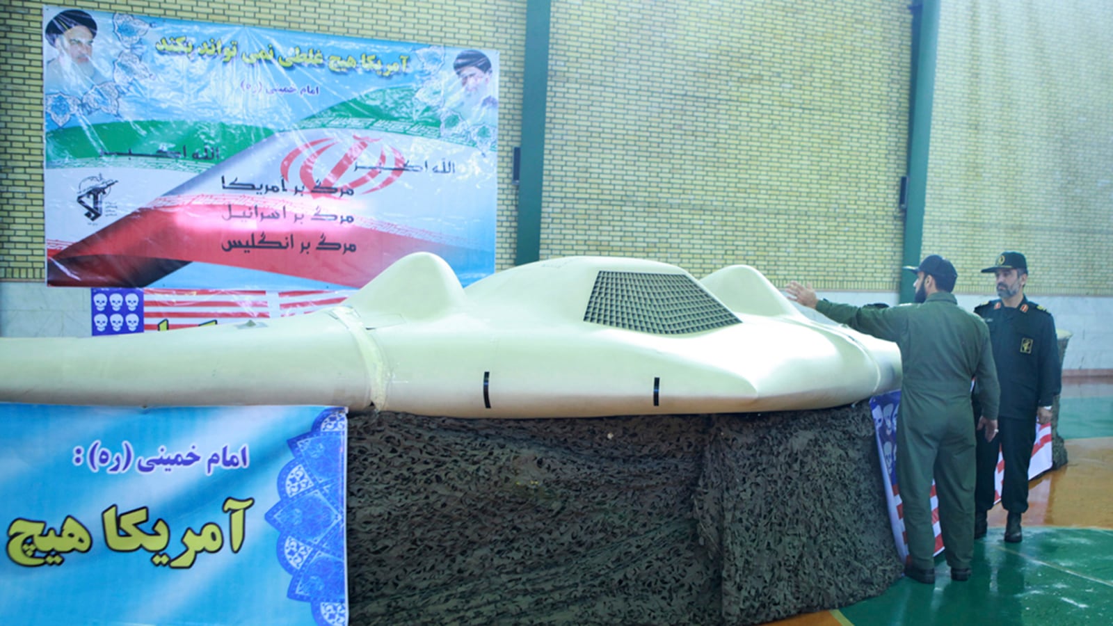 cheats/2012/04/22/iran-to-build-copy-of-u-s-drone/iran-drone-cs_g8l86w