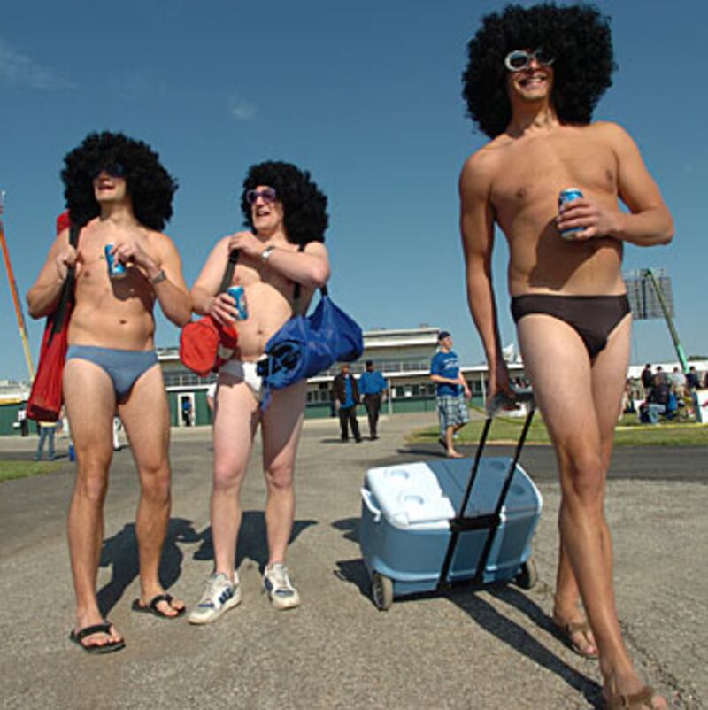 articles/2010/03/11/americas-25-craziest-cities/crazy-cities---baltimore_sq1ezi