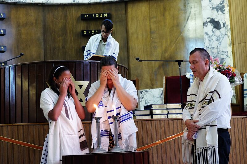 galleries/2015/10/18/old-jerusalem-in-new-havana/151015-cuba-jewish3_ojxfxk