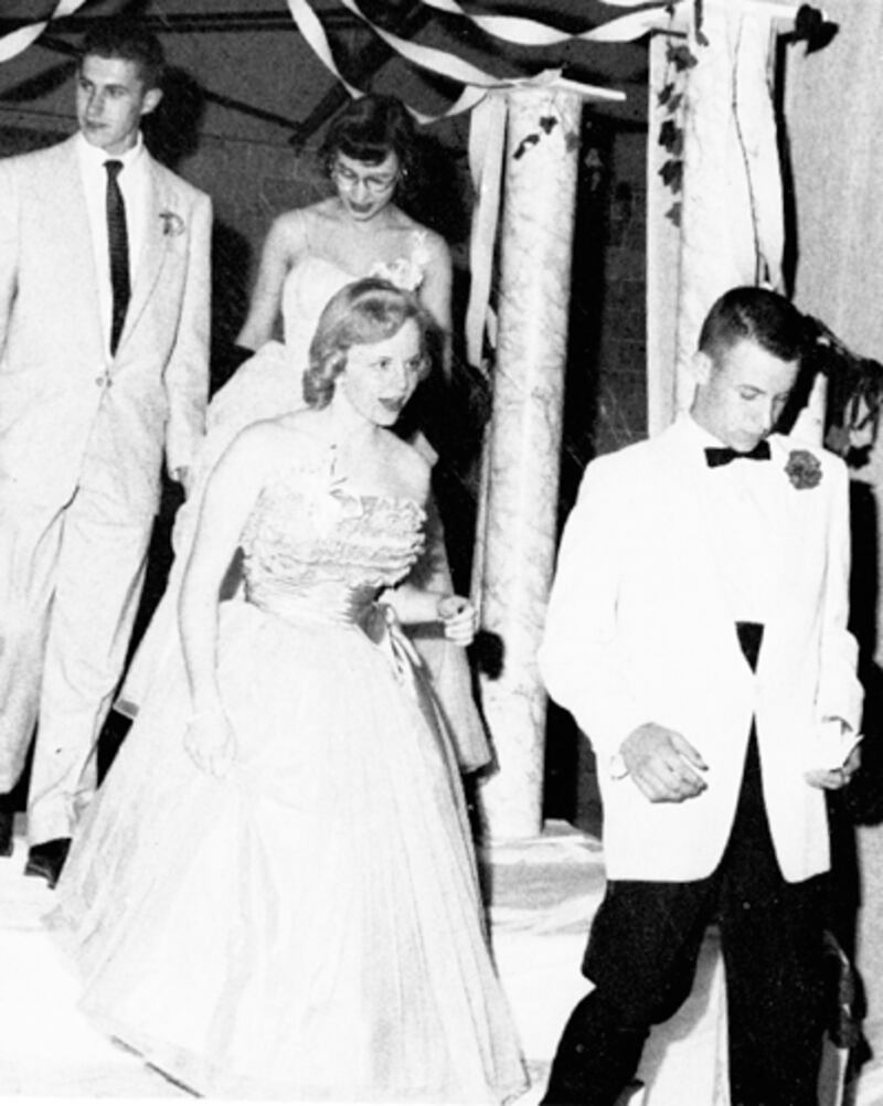 galleries/2012/04/17/michelle-obama-prom-photo-and-more-awkward-celebrity-prom-photos/celebrity-prom-photos-cheney_bn1ylg