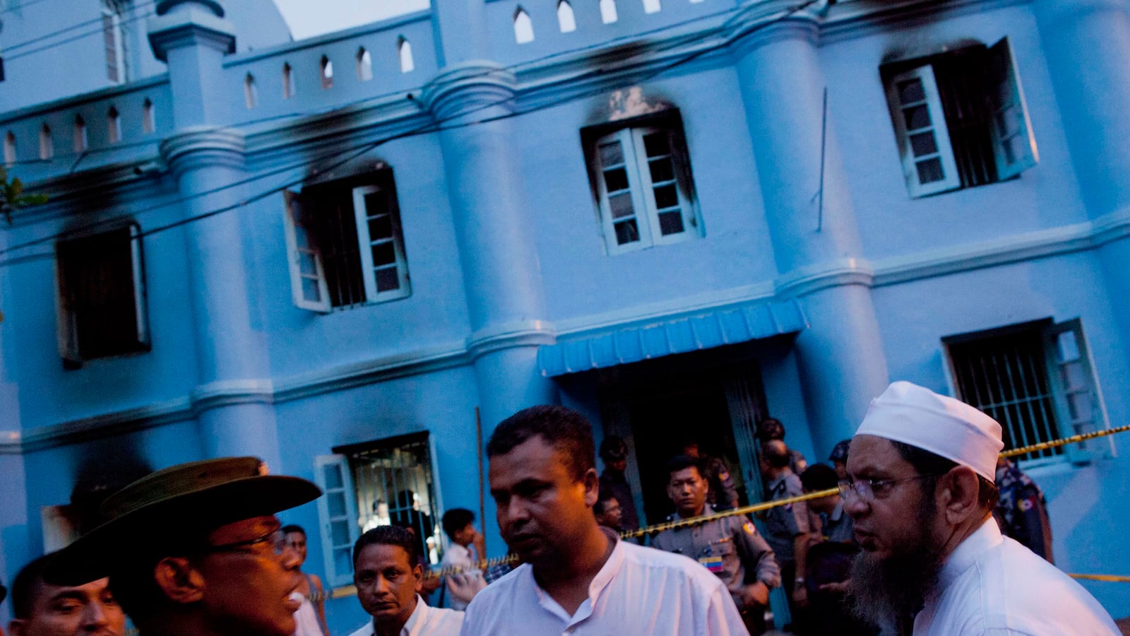 cheats/2013/04/02/burmese-school-fire-kills-13-boys/130402-burma-fire-school-cheat_rojd5e