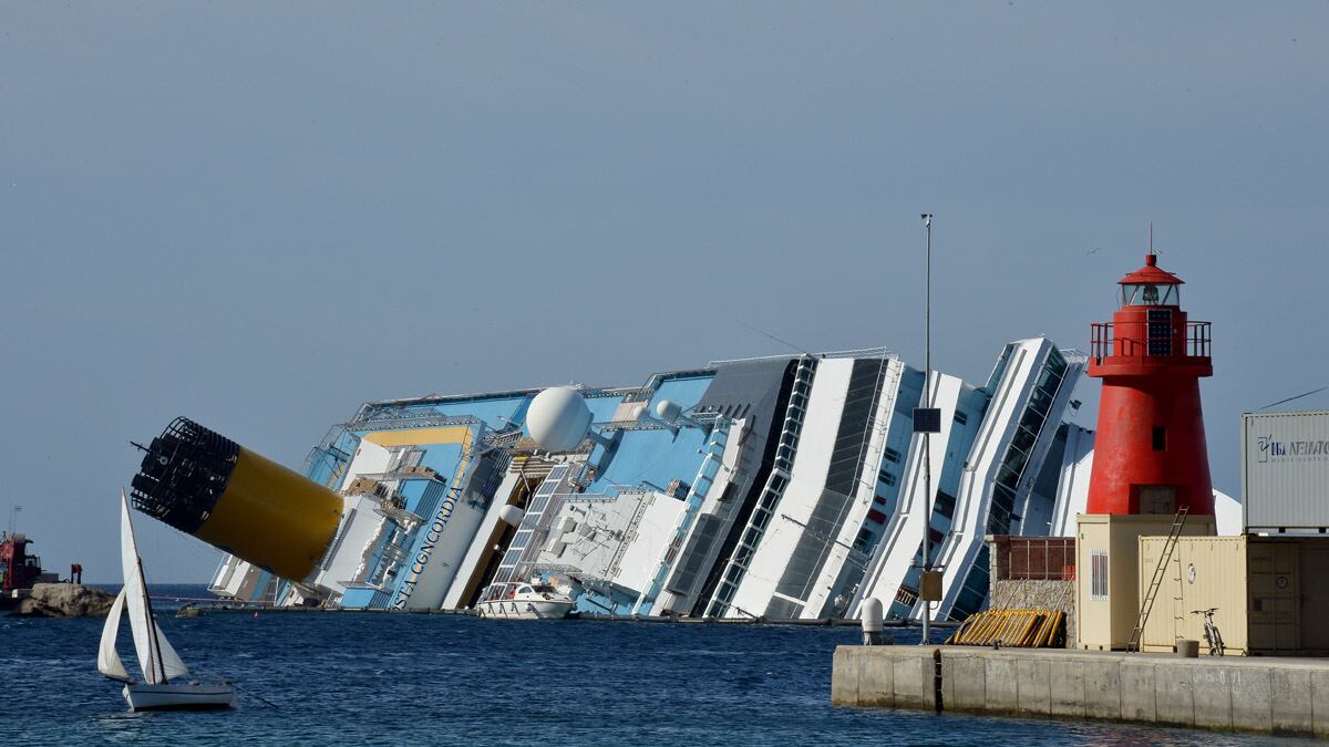 cheats/2012/10/15/costa-concordia-hearings-begin/costa-concordia-trial-begins-cheat_jn7qyi