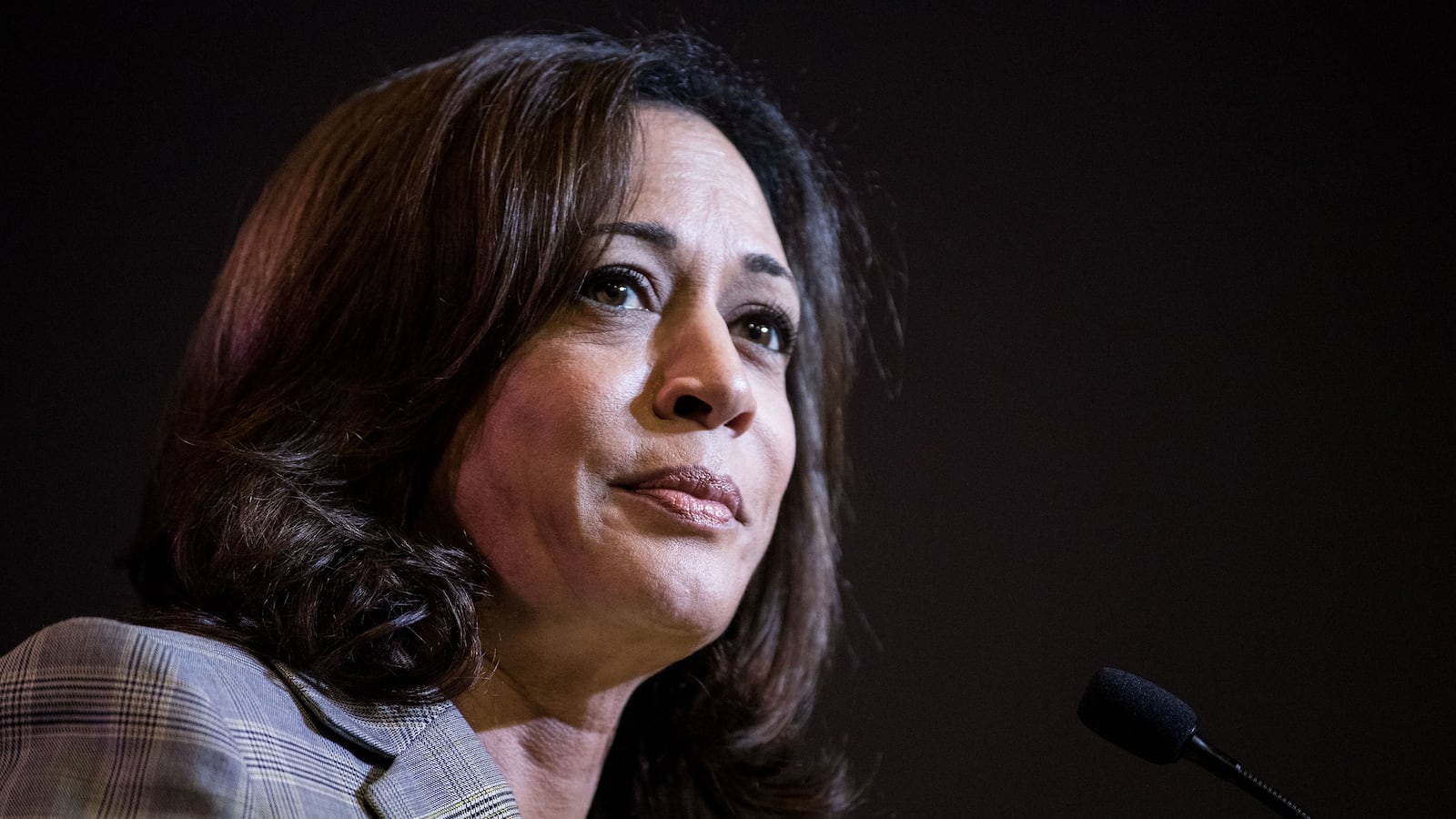 190526-resnick-kamala-harris-hero_cv4dxu