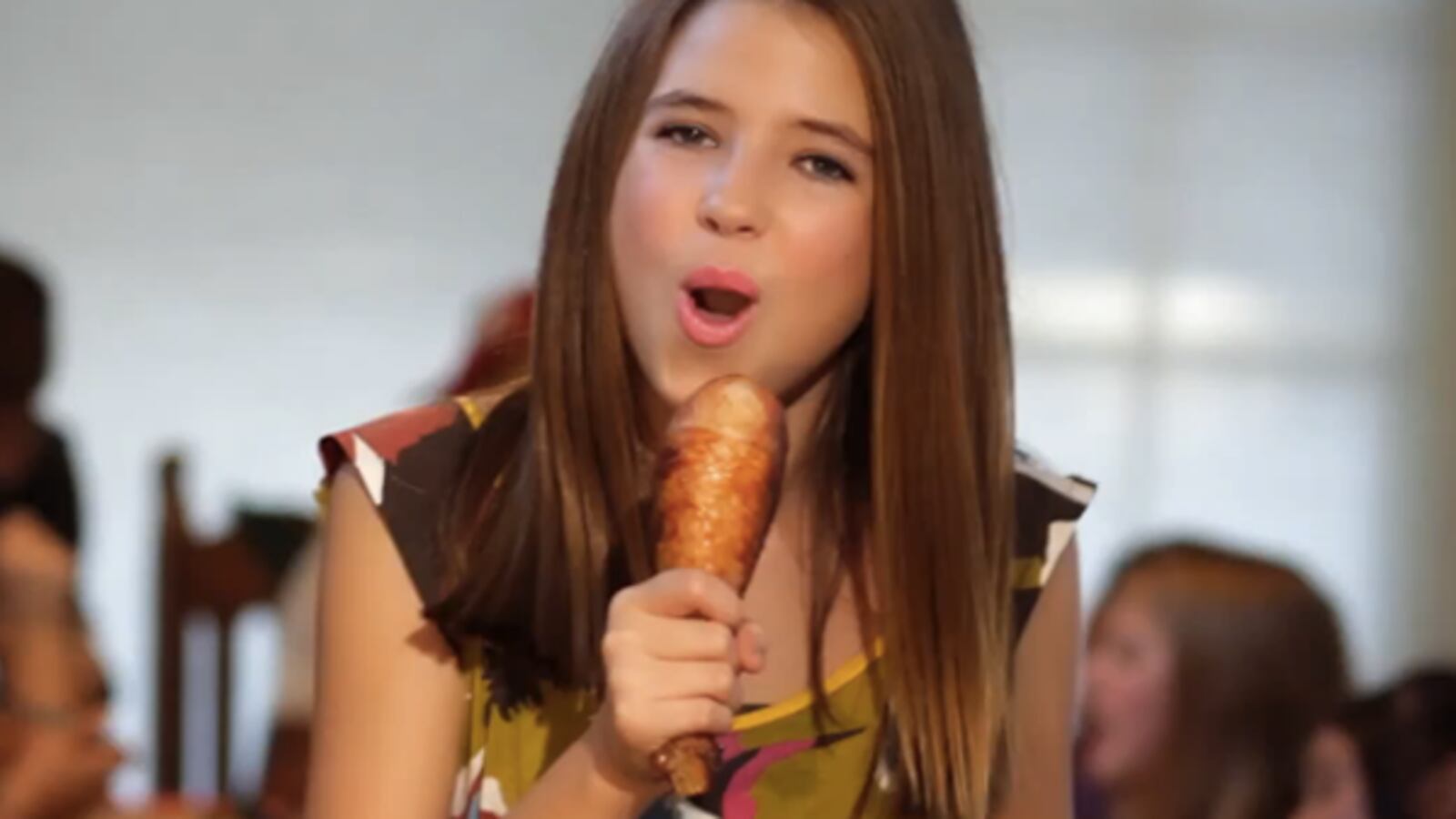 articles/2012/11/19/it-s-thanksgiving-anthem-goes-viral-producer-singer-dish-about-video/thanksgiving-viral-video-stern-tease_fv6agz