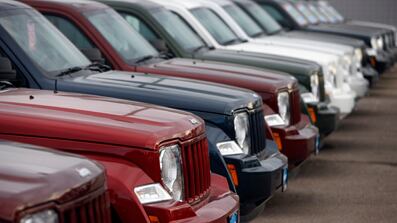 cheats/2011/09/28/durable-goods-orders-fall/chrysler-auto-sales_lgawlq