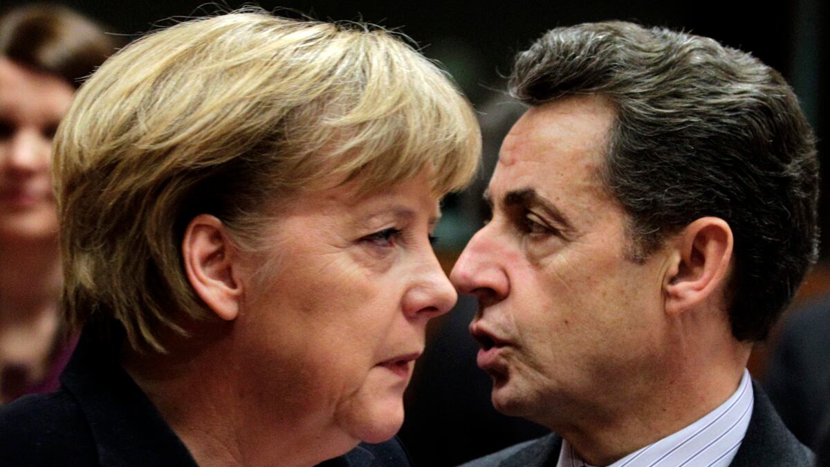 articles/2011/08/08/s-p-s-credit-rating-downgrade-hurts-europe-more-than-u-s/downgrade-hurts-europe-theil_b4qr9b