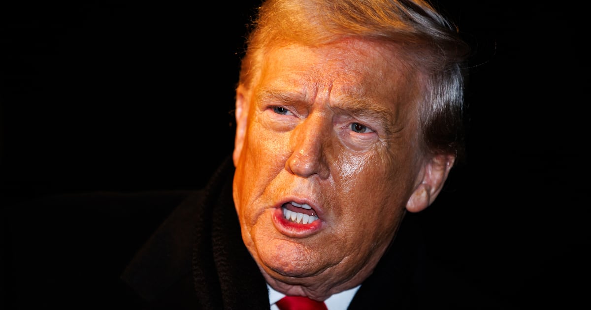 Trump Desperately Tries to Justify Invoking Insurrection Act - The Daily Beast