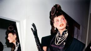 galleries/2009/12/18/backstage-dior/dior-1_vvffbm