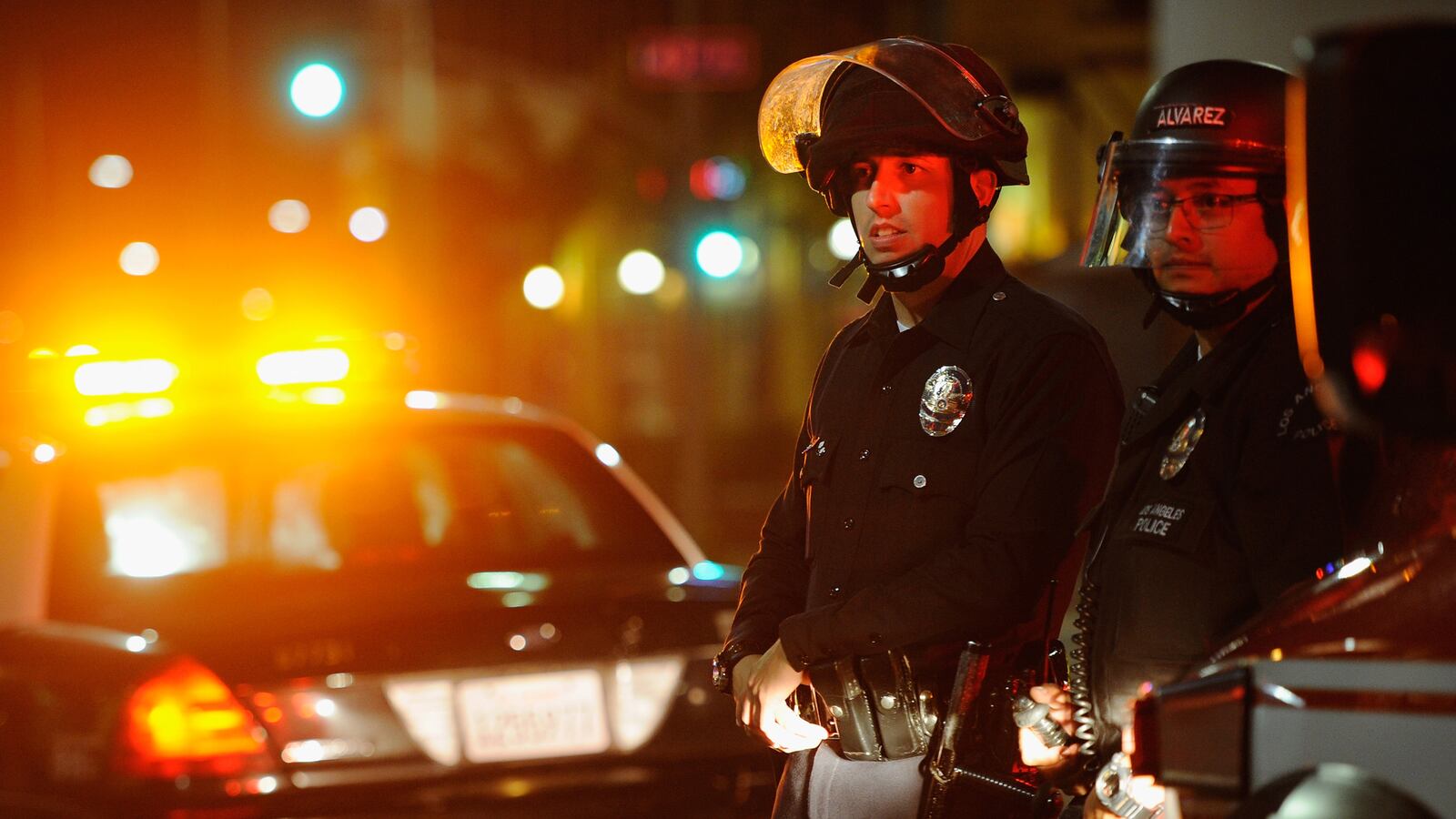 cheats/2013/07/16/l-a-rallies-turn-violent/130716-la-riots-violence-cheat_w01xhz