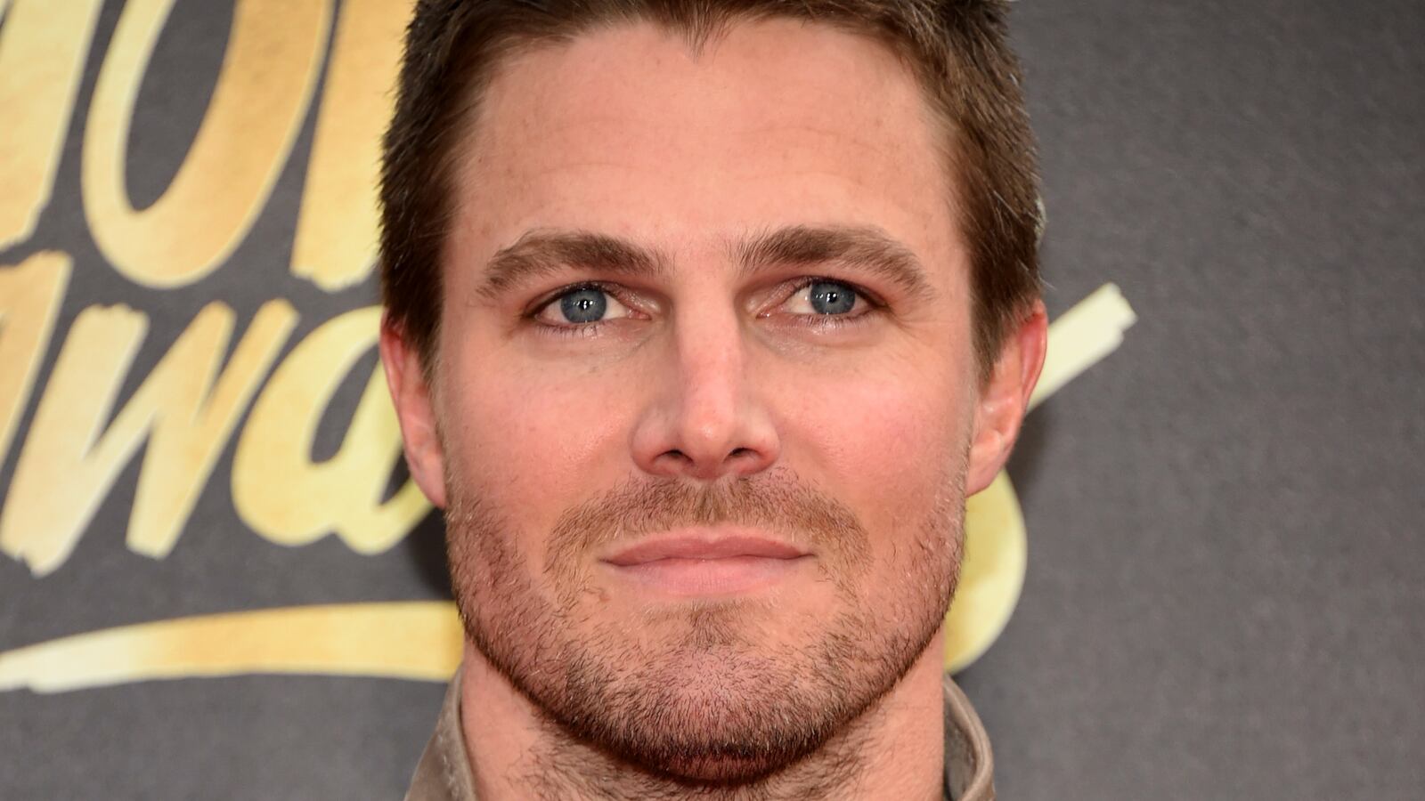 Stephen Amell of “Arrow” and “Heels”