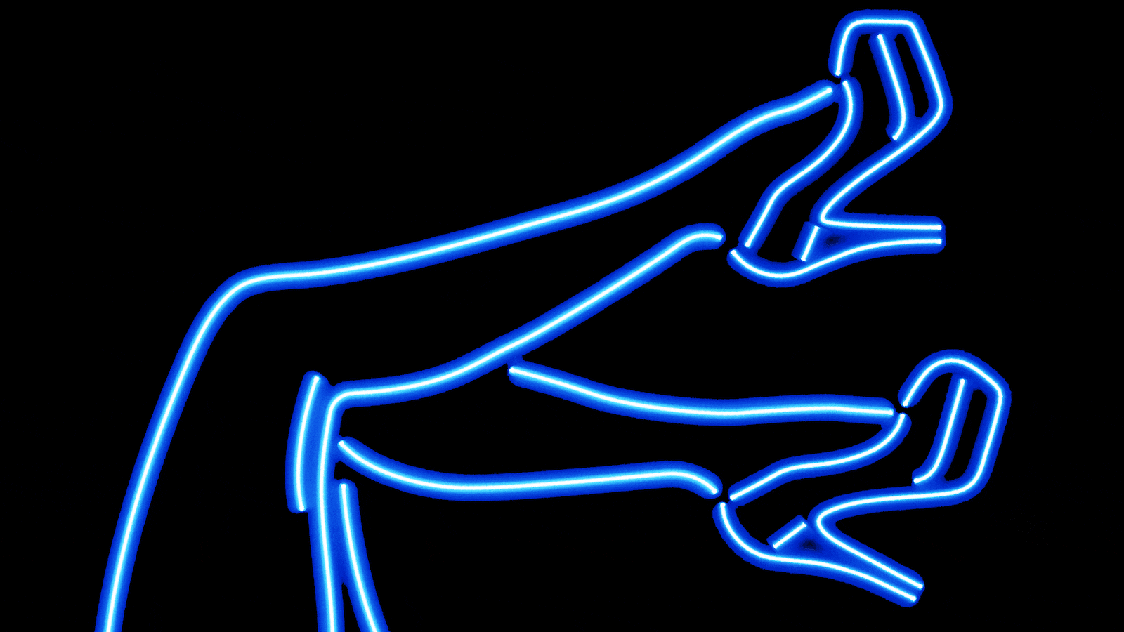 210705-Josephine-city-war-strippers-tease_ksk6a1