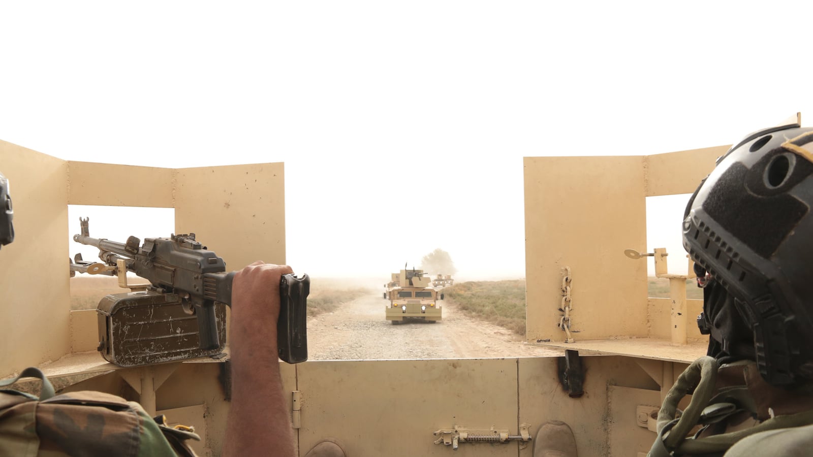 articles/2016/09/23/on-the-front-lines-approaching-the-isis-occupied-metropolis-of-mosul/160923-neuhof-mosul-tease_ncczxf