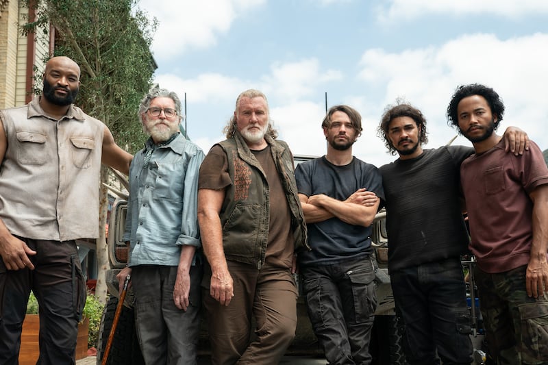 Link (Thomas Doherty) and his crew arrive at the bunker.