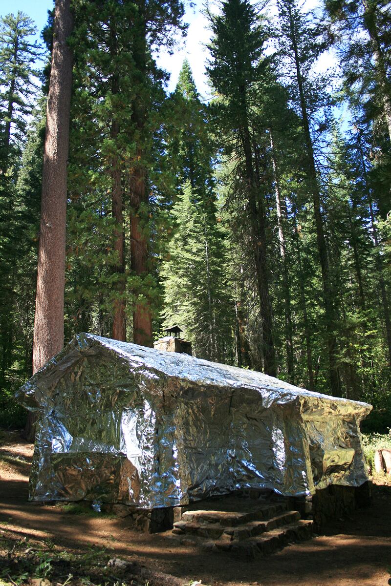 galleries/2013/08/25/massive-yosemite-wildfire-spreads-photos0/yosemite-update-12_c6zfzz