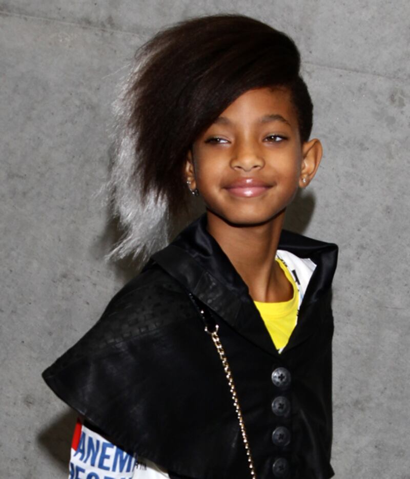 galleries/2011/07/26/half-shaved-celebrity-haircuts-photos/willow-hair_ayweii