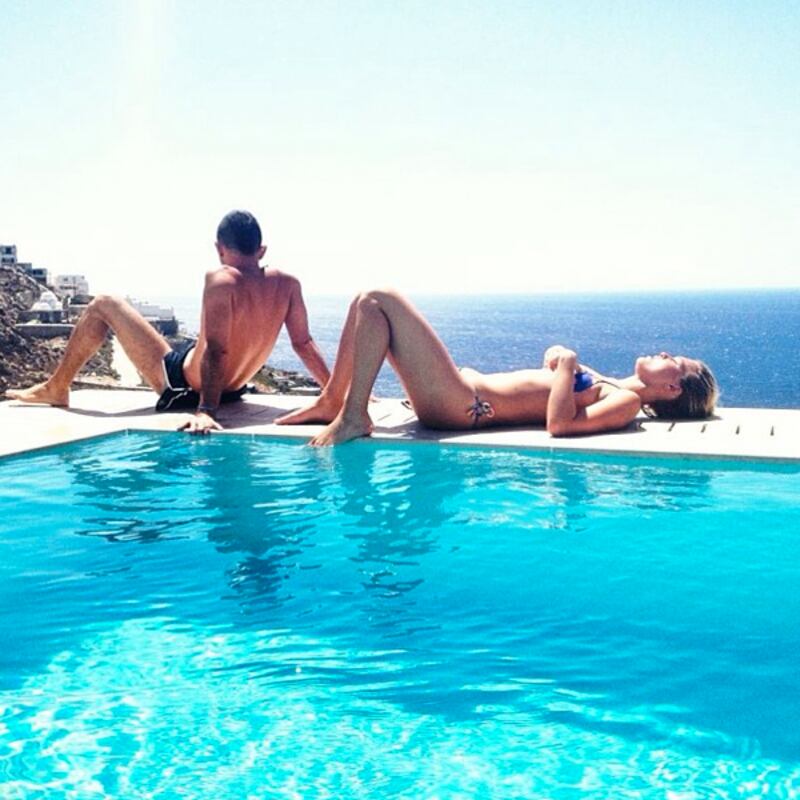 galleries/2013/07/27/dive-in-bar-refaeli-tory-burch-instagram-s-coolest-pools-photos/best-pools-instagram-rafeli_h3suoy