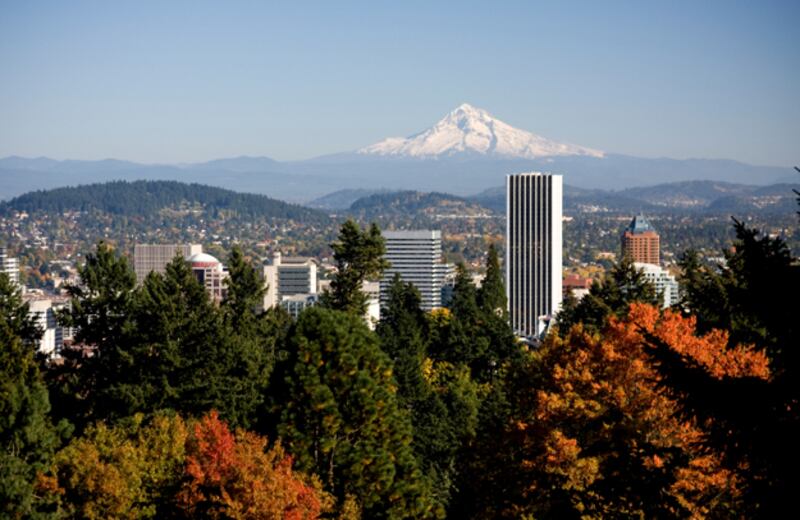 galleries/2010/12/08/most-charitable-cities/best-cities-for-trick-or-treating---portland_cvsp2d