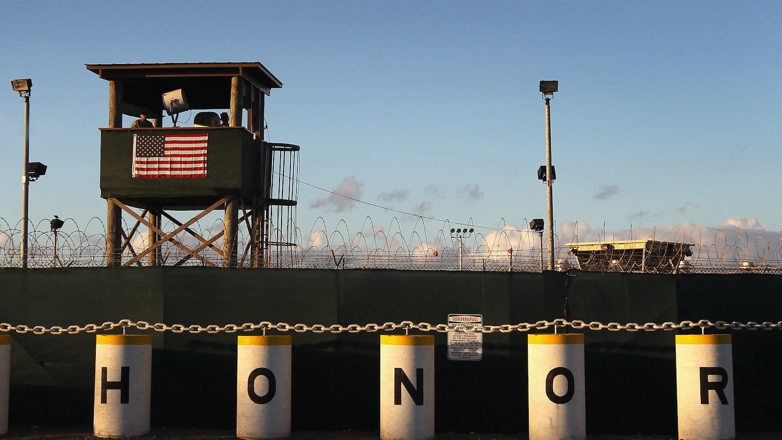 articles/2015/01/24/a-gitmo-sergeant-cries-murder-in-the-case-of-three-dead-inmates/150123-mcelwaine-gitmo-murder-tease_k47cnq