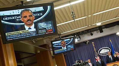 cheats/2010/08/05/14-arrested-in-somali-terror-ring/domestic-terror-bust_s7ka3p