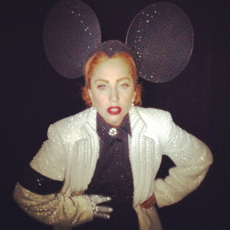 galleries/2012/09/22/fashion-instagrams-anna-wintour-anna-dello-russo-more-photos/nick-knight_jxma3s