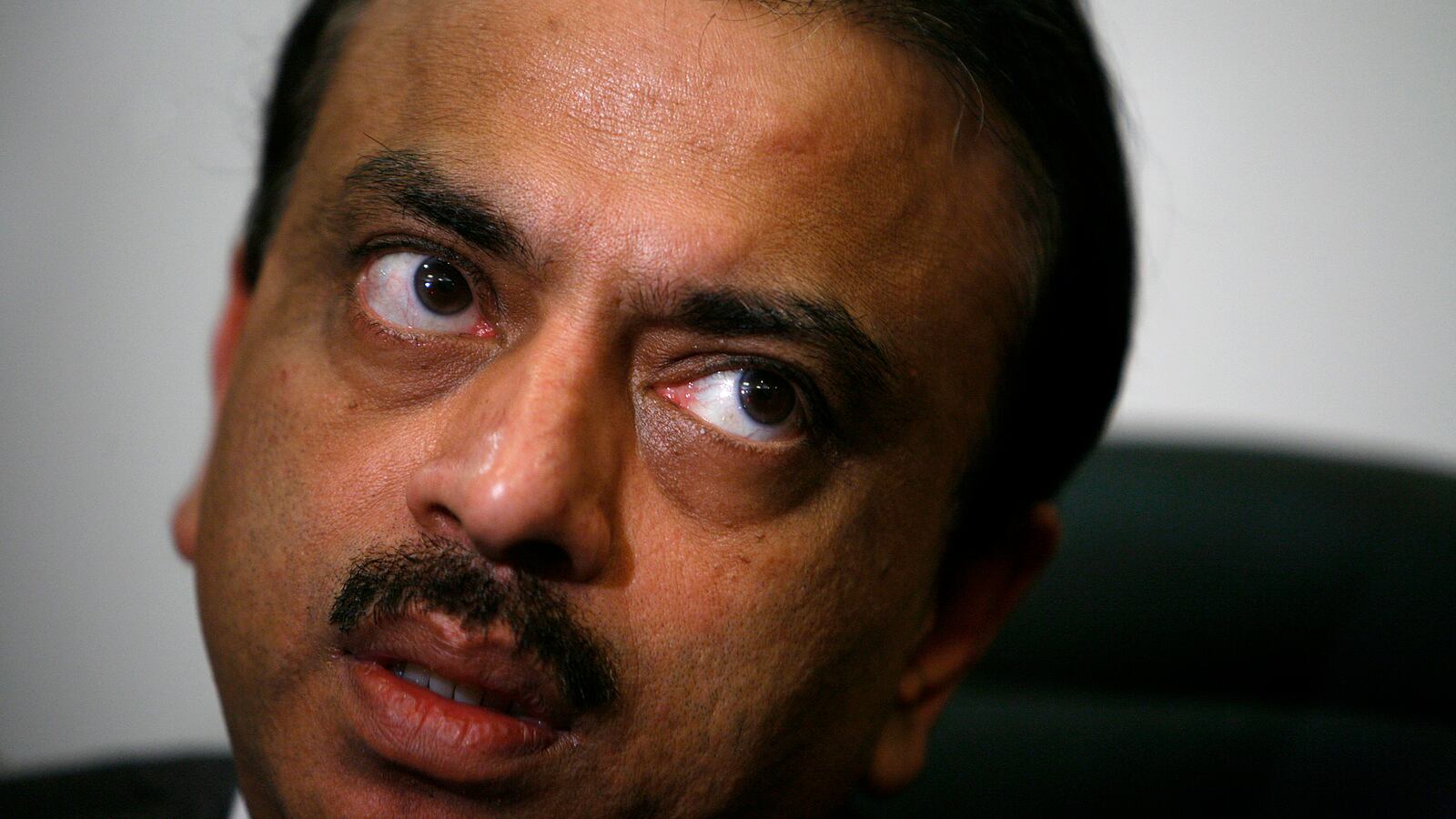 2008-02-01T120000Z_2116846266_GM1DXECIMZAA_RTRMADP_3_KREMIKOVTZI_tu2dbv