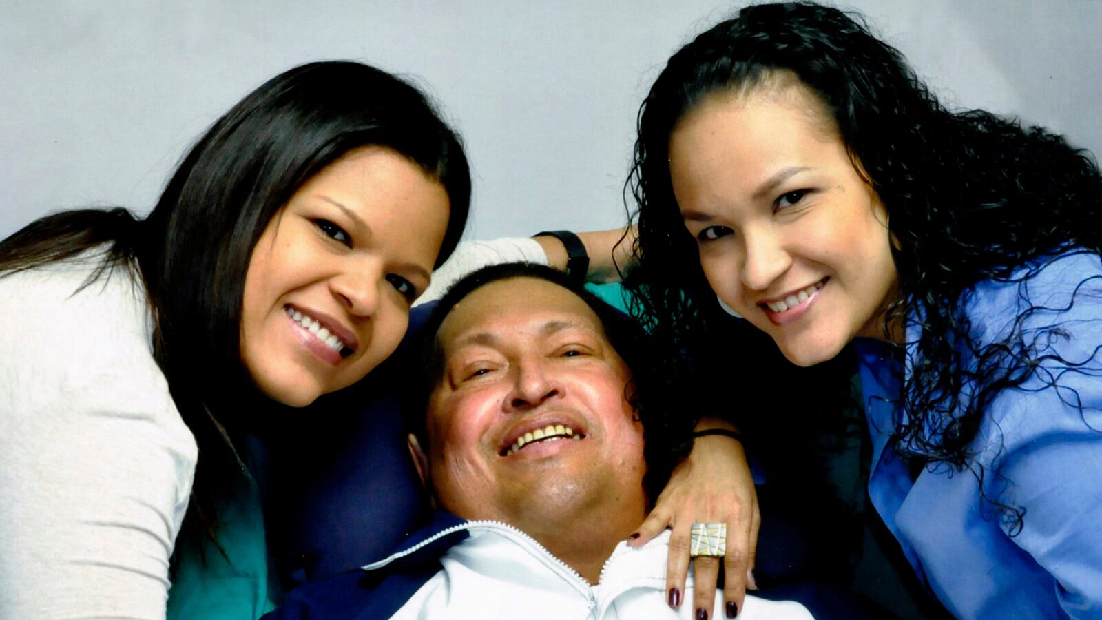 cheats/2013/02/18/ch-vez-returns-to-venezuela/130218-chavez-returns-home-cheat_cctxrj