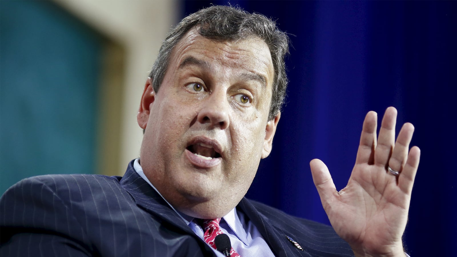 articles/2015/09/09/bad-cop-christie-wants-more-people-in-jail/150908-nuzzi-christie-cop-tease_r3qz3o