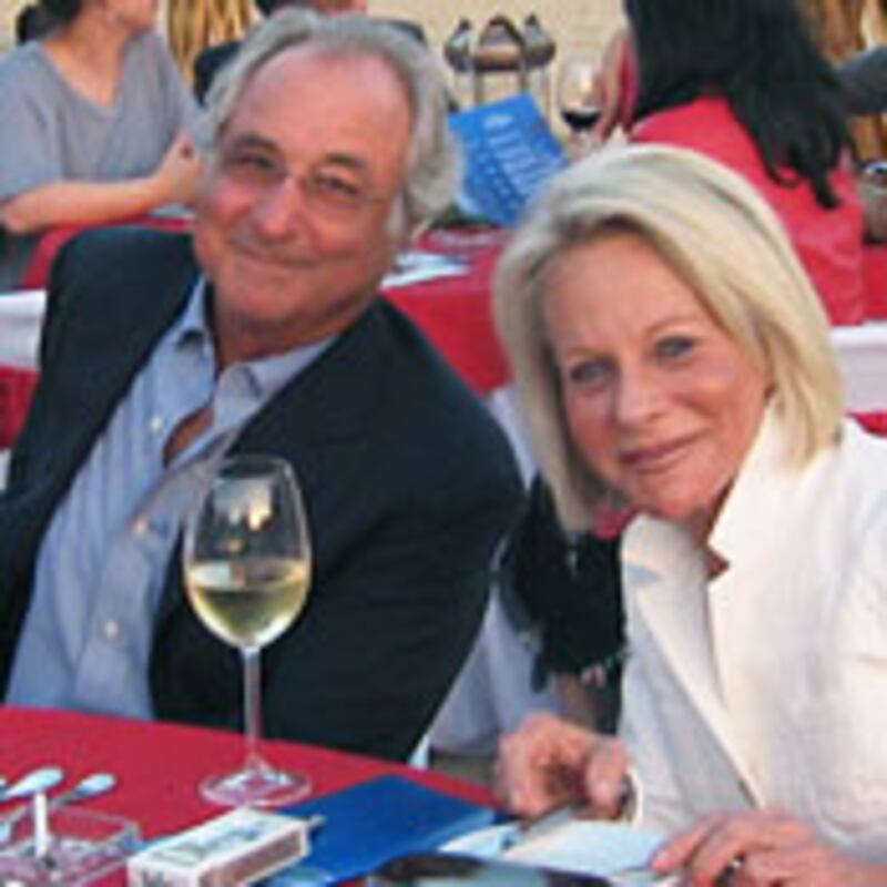 articles/2009/01/27/exclusive-ruth-madoffs-role-revealed/frank-madoff_11955_rxu3qz