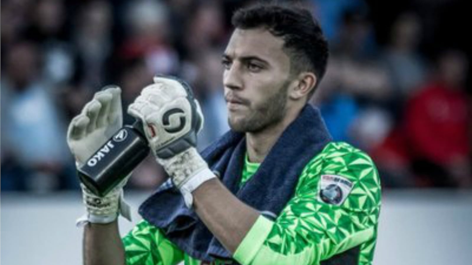 171028-english-goalkeeper-pee-match-cheat_jttmwe