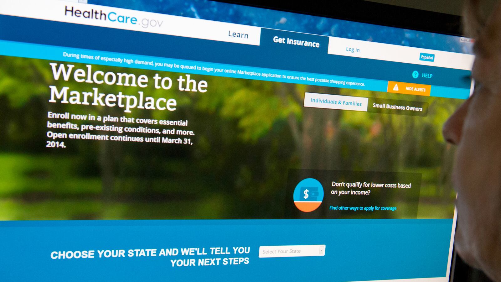 cheats/2014/04/25/oregon-to-switch-to-federal-exchange/140425-healthcare-cheat_rp6ow1