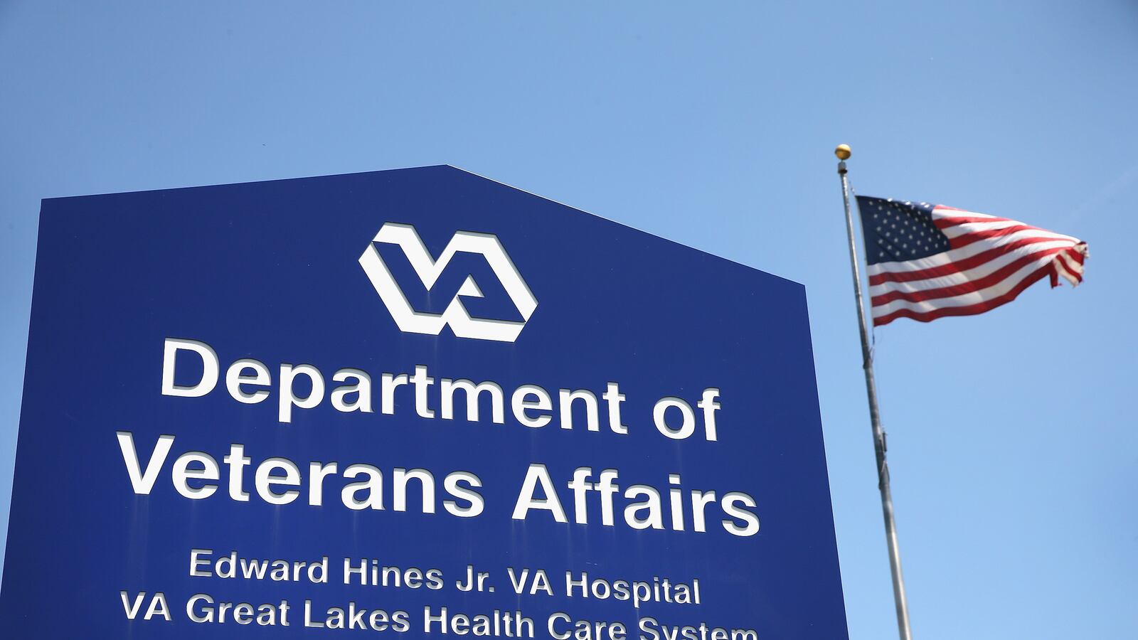 cheats/2014/10/06/va-fires-4-senior-execs-in-medical-scandal/141007-VA-hospital-cheat_pyrxkp