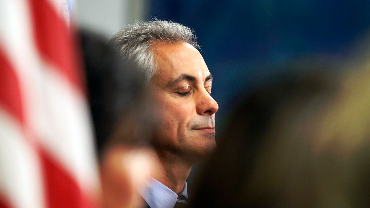 articles/2012/09/19/mayor-rahm-emanuel-reaches-flawed-deal-to-end-chicago-teachers-strike/warren-rahm-strike-ends-tease-embed_nm5ctp