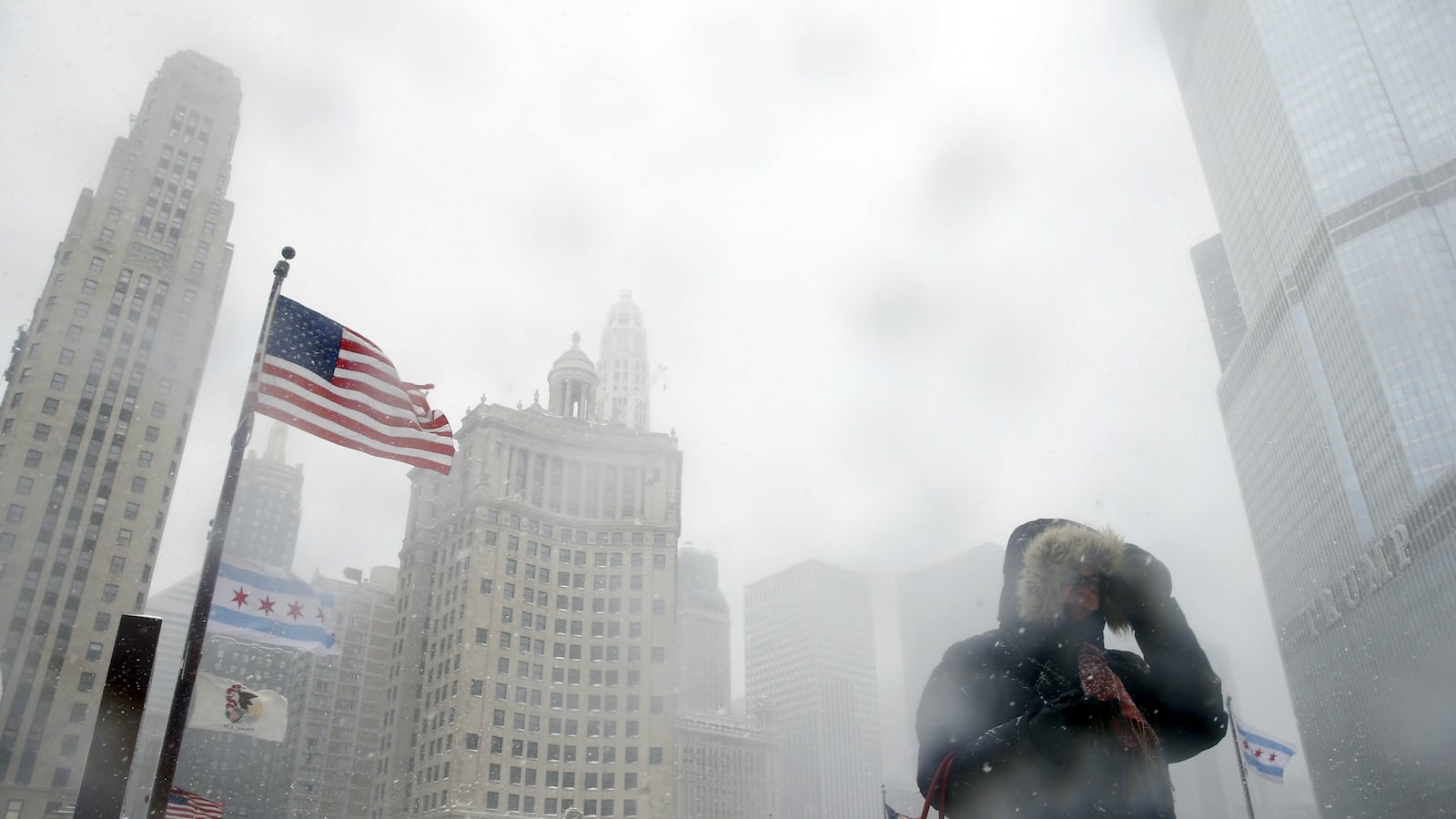 cheats/2015/12/30/north-pole-reaches-same-temp-as-chicago/151230-chicago-cold-cheat_iazvtv