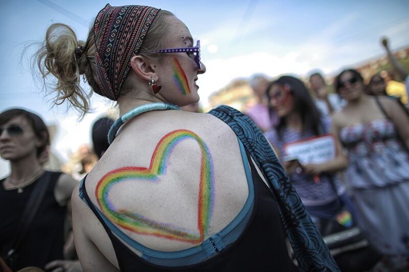 galleries/2015/06/27/gay-pride-weekend-worldwide-photos/150627-gay-pride-world-13_txoqiz