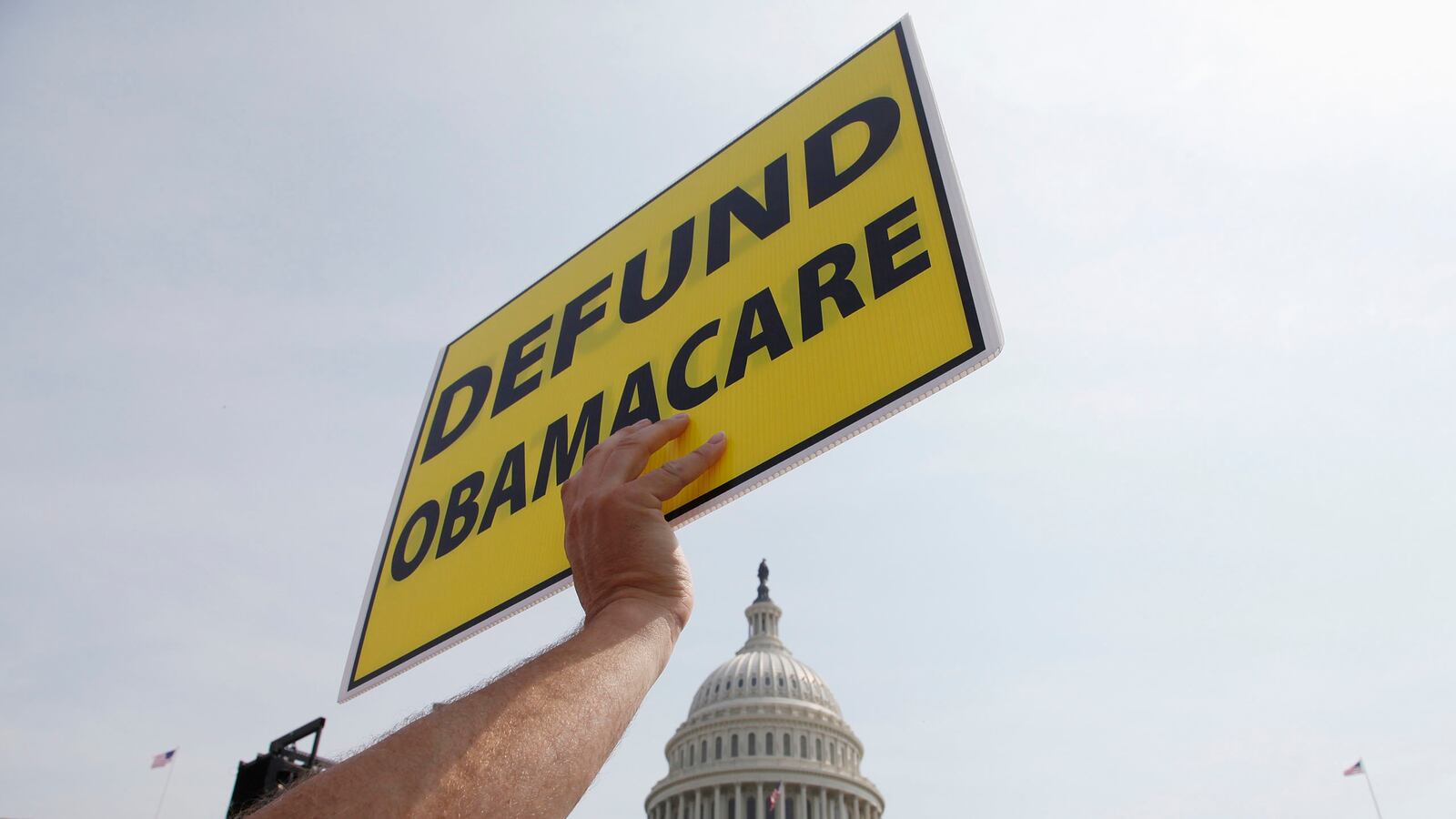 articles/2013/10/24/why-the-zombie-tea-party-won-t-stay-dead/131024-tea-party-zombies-poulos-tease_bhmvrp