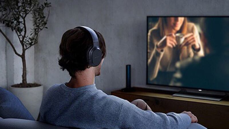 Headphone_Photo_3_e4xaa1