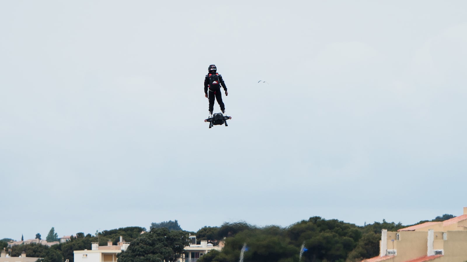 articles/2016/05/03/real-hoverboards-are-a-legal-disaster/160502-whittaker-hoverboards-tease_mdywuz