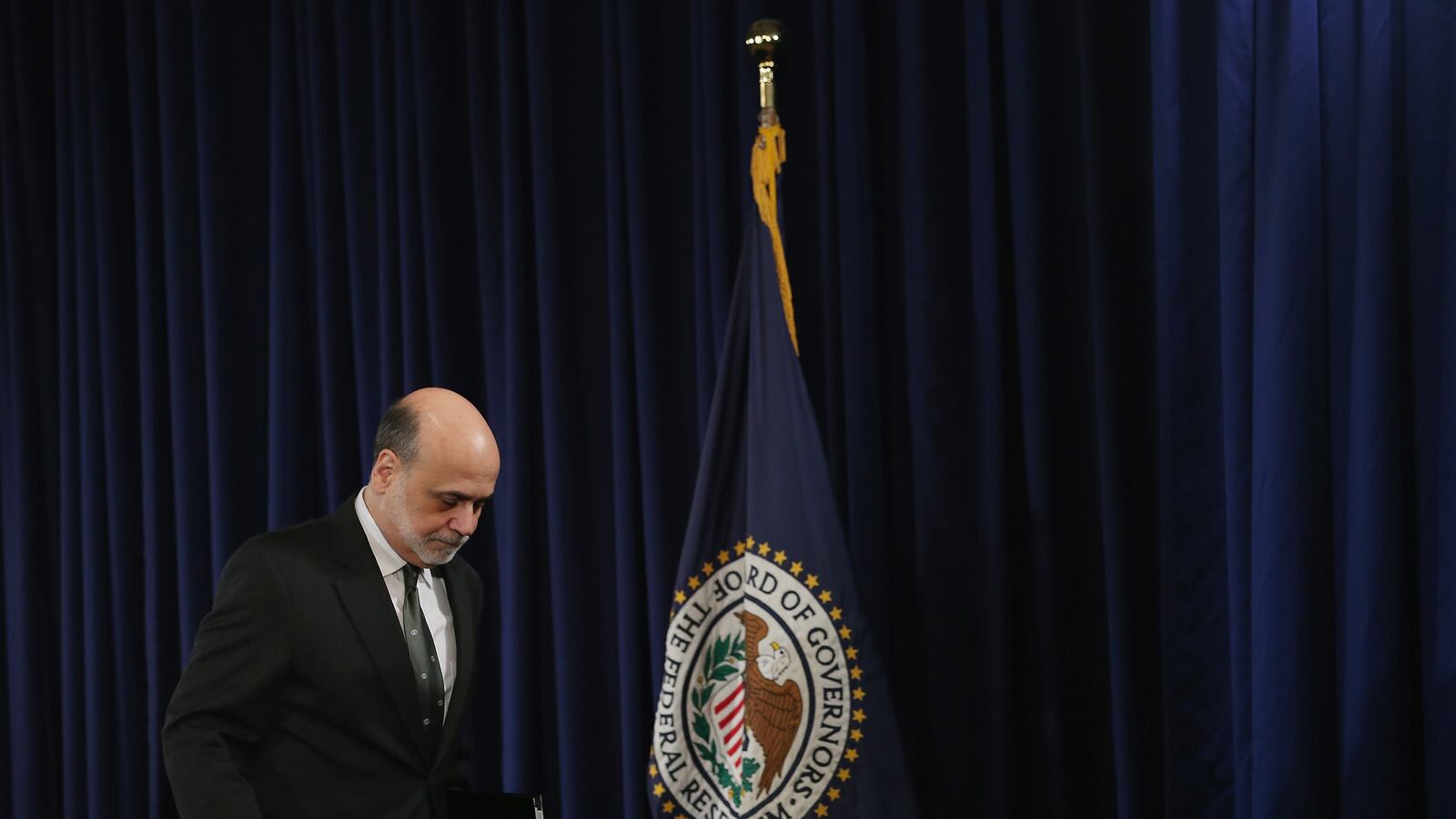 articles/2012/12/12/ben-bernanke-s-federal-reserve-is-boring-again/boring-bernanke-gross-tease_ge9yxs
