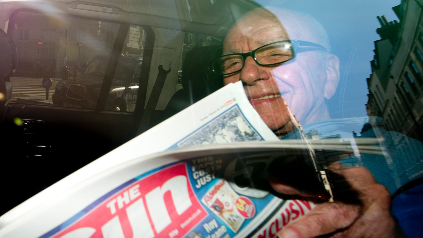 articles/2013/02/15/murdoch-journalists-thrown-under-the-bus-in-phone-hacking-scandal/130215-jukes-murdoch-bus-tease-embed_wb60ud