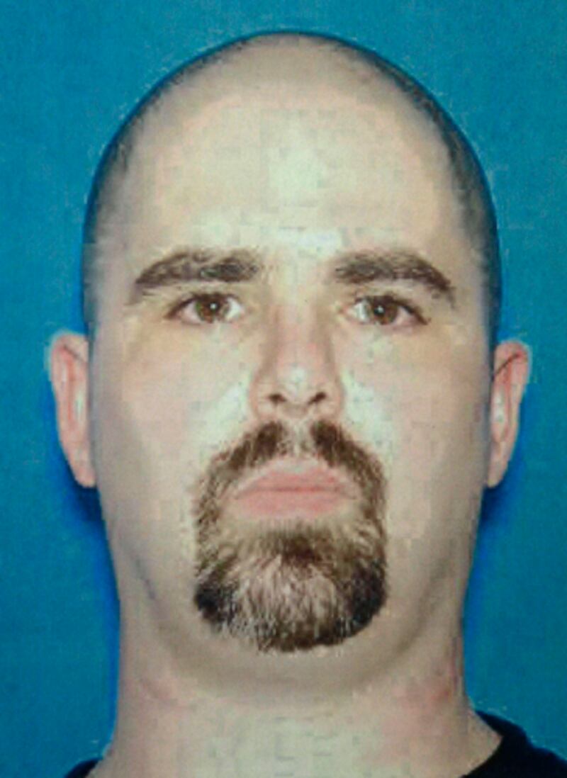 galleries/2012/08/05/shooting-at-sikh-temple-in-oak-creek-wisconsin-photos/update-gal-shooting-wis-sikh-12_xvep3k