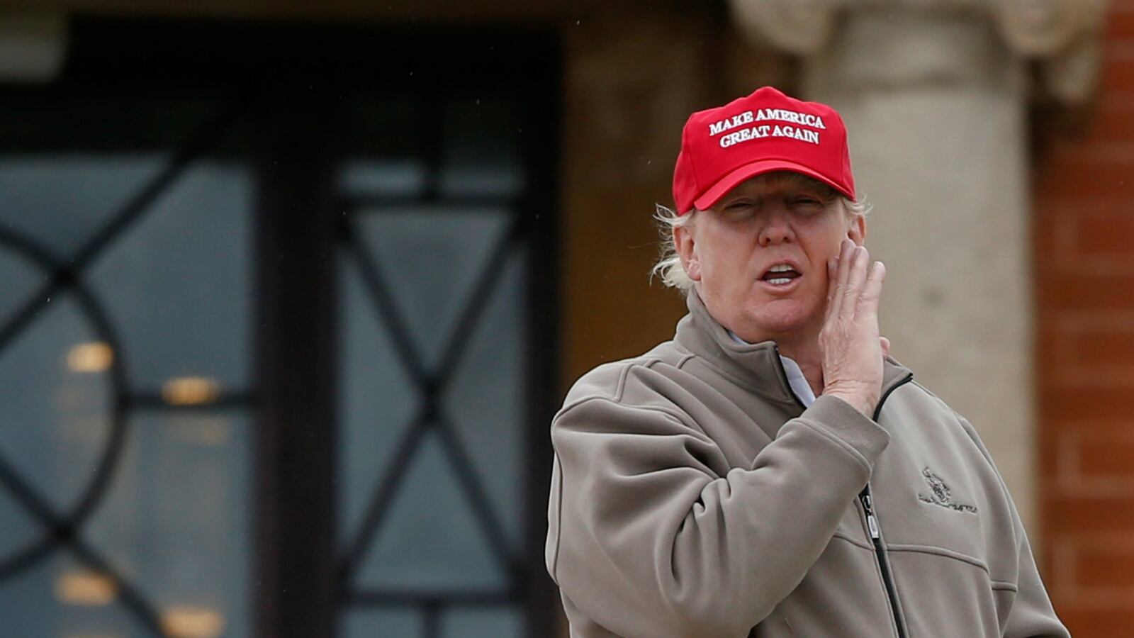 cheats/2015/08/02/trump-obama-a-shame-for-blacks/150802-trump-cheat_bbtvij