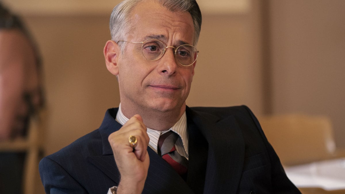 200501-Fallon-Joe-Mantello-tease_srnw3z