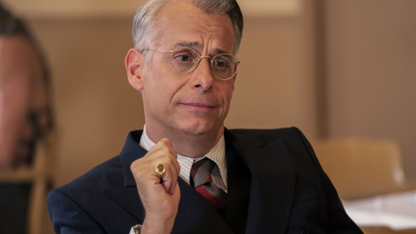 200501-Fallon-Joe-Mantello-tease_srnw3z