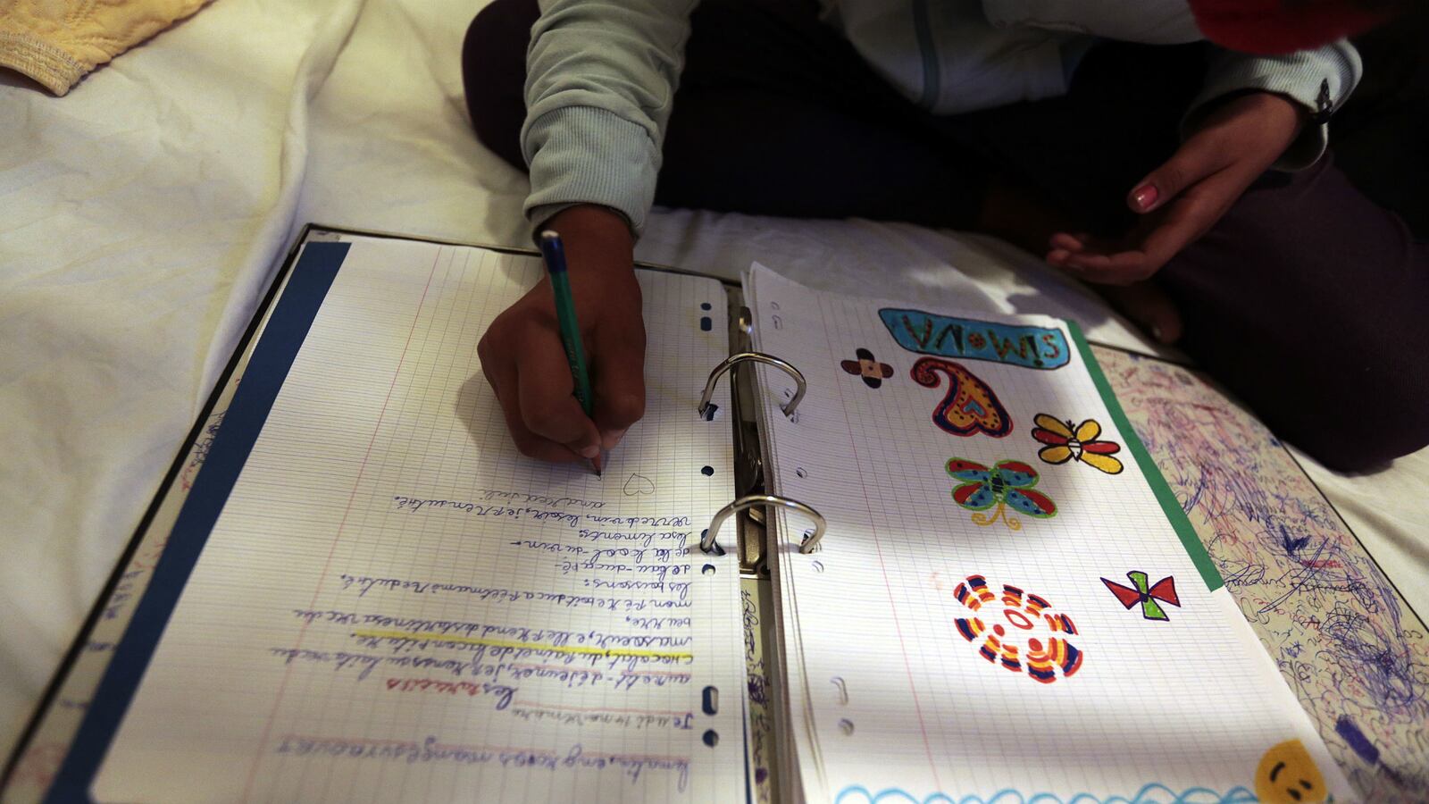 cheats/2015/08/12/study-kids-getting-too-much-homework/150812-homework-cheat_na8afg