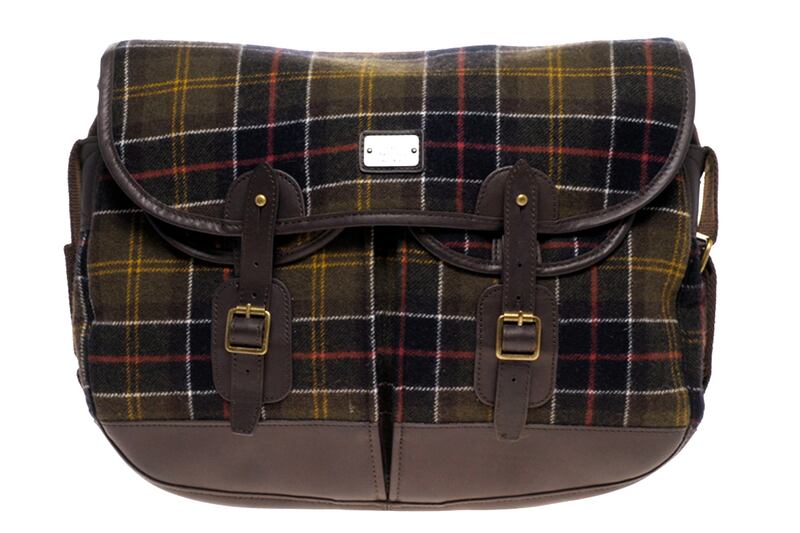 galleries/2011/11/27/cyber-monday-deals-and-steals/cyber-monday-deals-barbour-wool-tartan-messenger-bag_i7ddjo